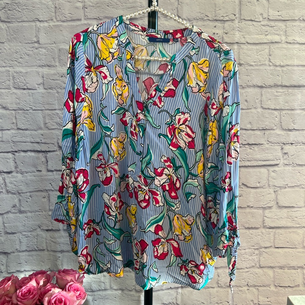 Apt. 9 Floral Striped Flowy Long Sleeve V Neck Blouse with Knotted Cuffs - Picture 1 of 10